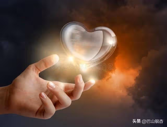 水火難容,兒子兒媳再三打電話讓我帶三胎,去後發現是我玻璃心了