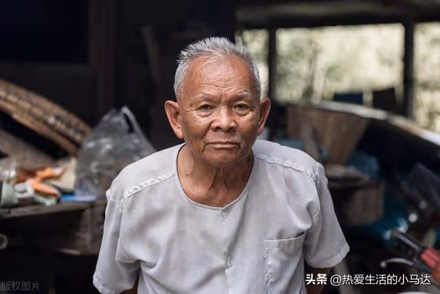 雙女戶的我老了才發現:女兒再孝順,想靠她們養老還需要一些條件