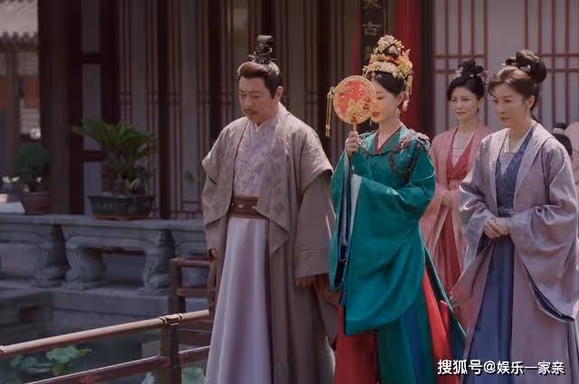 《長風渡》新郎大婚不去接親?女子高嫁的悲哀,全寫在娘家人的臉上