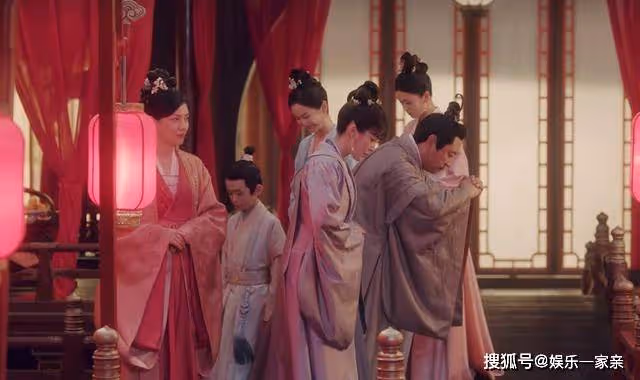《長風渡》新郎大婚不去接親?女子高嫁的悲哀,全寫在娘家人的臉上