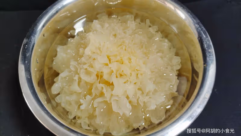 綠豆和它絕配!花小錢煮一鍋,濕氣、暑氣繞道走,更香更滑,一口喝出清涼一夏