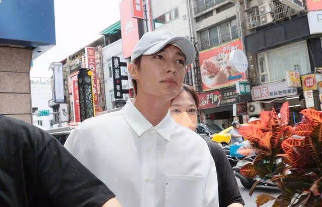 鞠婧禕和炎亞綸的劇還能播嗎?此前已有三部劇被下架