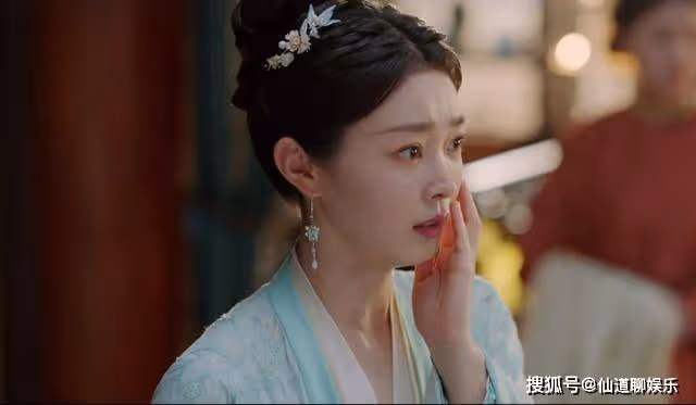 《長風渡》比起姨母當眾打嫡女,雪天拿扇子的柳玉茹,才是最荒謬的