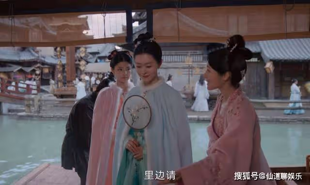 《長風渡》比起姨母當眾打嫡女,雪天拿扇子的柳玉茹,才是最荒謬的