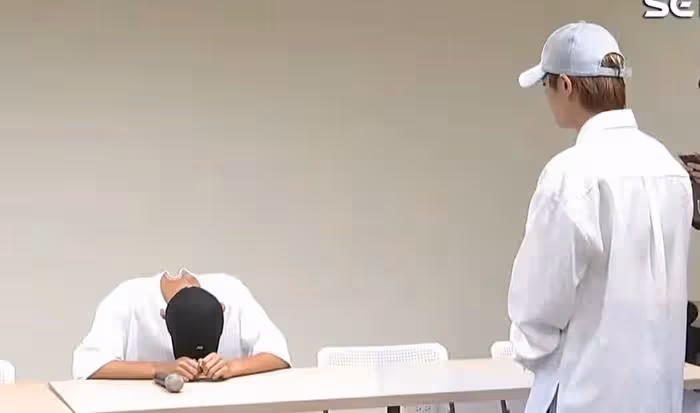 炎亞綸突襲記者會現場,向耀樂道歉並淚崩否認偷拍,耀樂拒絕接受