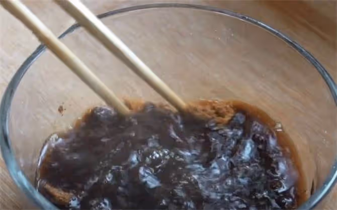 1碗麵粉2把棗,學會這個做法,蒸出的饅頭又香又甜,全家人超愛吃