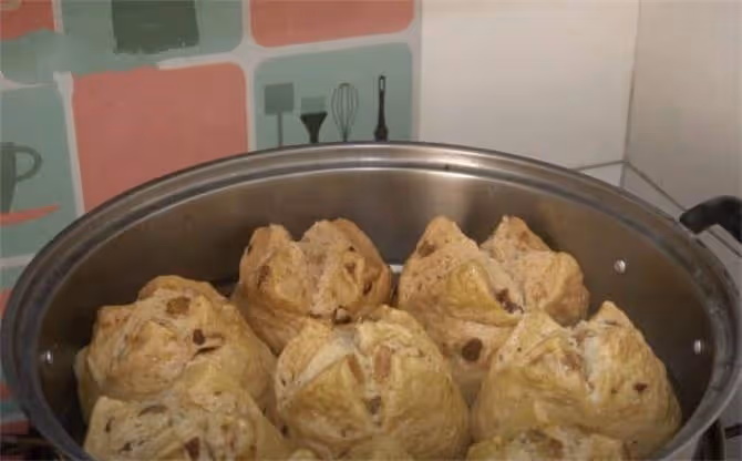 1碗麵粉2把棗,學會這個做法,蒸出的饅頭又香又甜,全家人超愛吃