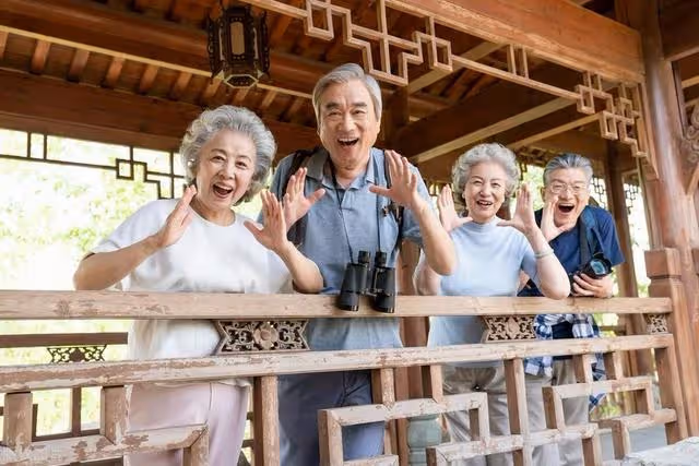 我熱情招待來旅遊的表姐,四天花三萬,她的做法我決定斷親