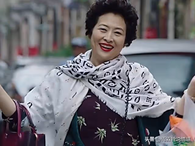 婆婆獨自帶娃4年,讓親家母看管3天,兒媳怒斥:我媽不會帶孩子