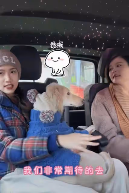駱達華攜妻女現身廣西!老婆穿百元衣,學霸女兒身材火辣似混血