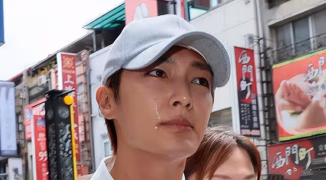 被問炎亞綸近況,吳尊這麼做回應,網友:這幾句話真是一針見血