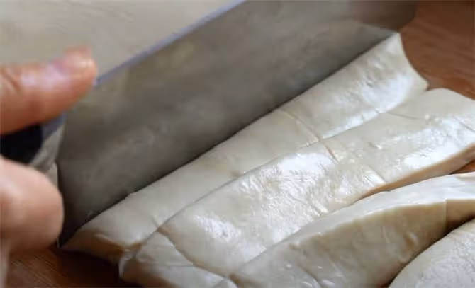 油條夏天新做法,不用發麵,不用擀麵,簡單酥脆,保證一次成功