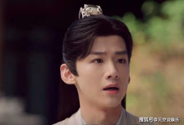 《長風渡》顧父慘死亂箭之下,臨終遺言說出洛子商身世秘密,洛子商後悔痛哭