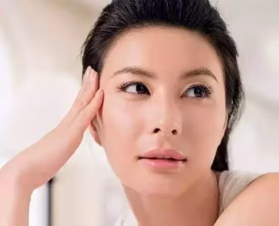 娶到就是你的福氣,「旺夫的女人」臉上都有這3樣東西「遇到這樣的女人」一定要珍惜