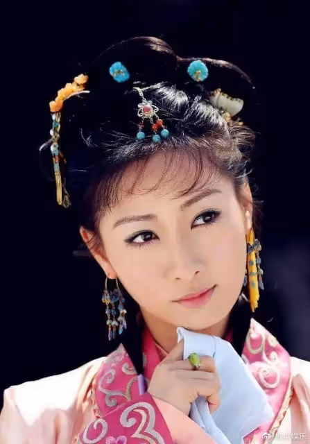 12年前她因《甄嬛傳》走紅,卻隱退嫁普通男人,今幸福得令人羨慕