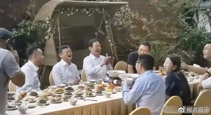 馬雲近況刷屏!擔任東京大學教授,身材發福,與汪涵在豪宅暢聊
