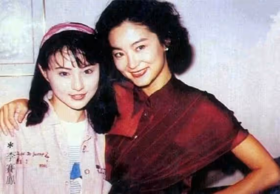 58歲香港「甜美」打星近照曝光!曾與前夫互爆對方婚外情!直呼豪門不好玩