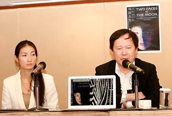 58歲香港「甜美」打星近照曝光!曾與前夫互爆對方婚外情!直呼豪門不好玩