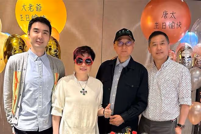 唐鶴德現身張國榮經紀人家宴！64歲氣質仍儒雅，身家上億單身多年