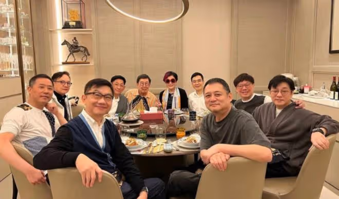 唐鶴德現身張國榮經紀人家宴！64歲氣質仍儒雅，身家上億單身多年