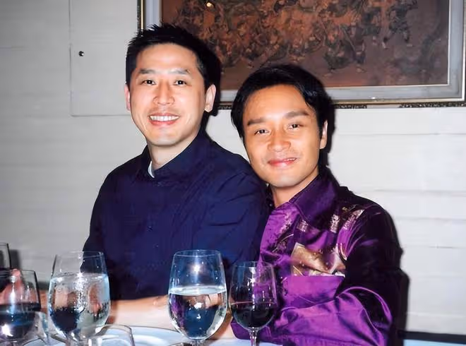 唐鶴德現身張國榮經紀人家宴！64歲氣質仍儒雅，身家上億單身多年