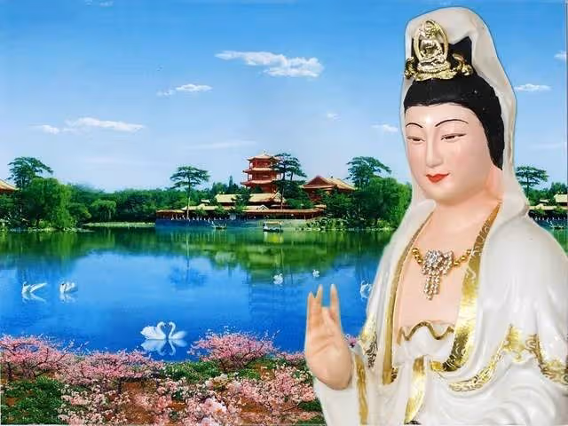 心誠則靈，拜觀音菩薩時「心中默念」三句話「種善因得善果」好運自然來！