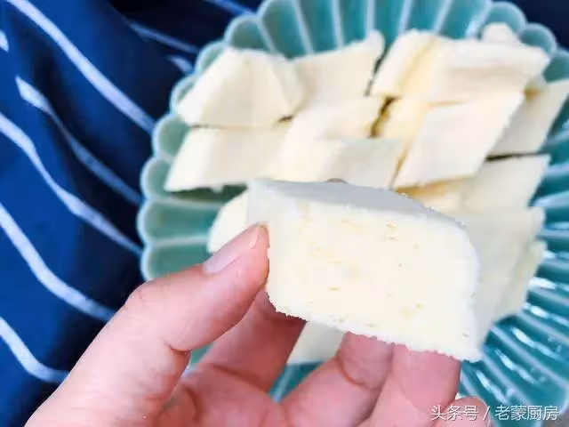 一口蒸鍋,蒸出酸奶蛋糕,比烤箱方便多了,入口既化酸奶濃香
