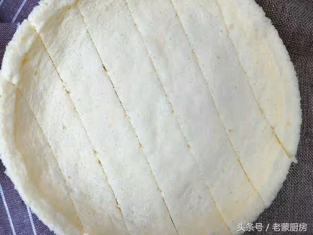 一口蒸鍋，蒸出酸奶蛋糕，比烤箱方便多了，入口既化酸奶濃香