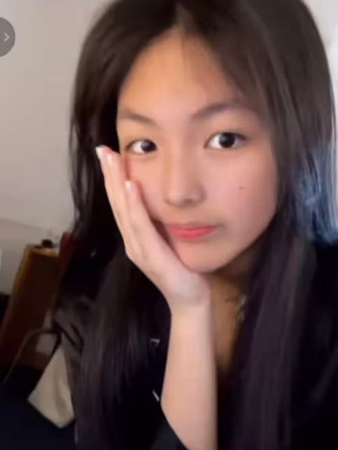 王岳倫飛英國陪愛女過端午，Angela美到認不出，未成年喝酒引爭議