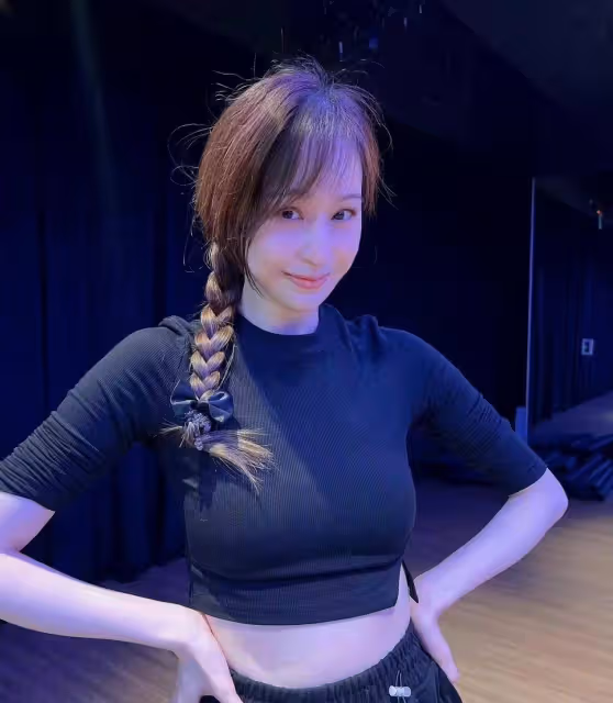 王心凌39歲再攀事業高峰！僵臉回春展現少女感，甜美幼美迷倒眾人