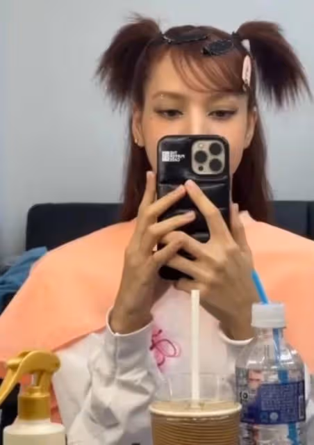 BLACKPINK Lisa和NCT泰容的愛情疑雲?韓網友調侃稱,不在同個級別