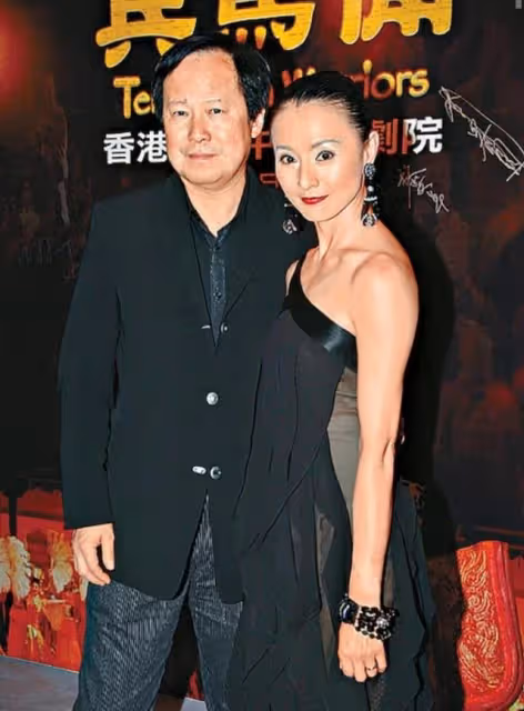 回歸平淡!港打星近況曝光,曾被富商前夫指控出軌小鮮肉名聲盡毀