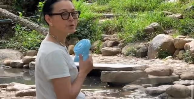 回歸平淡!港打星近況曝光,曾被富商前夫指控出軌小鮮肉名聲盡毀