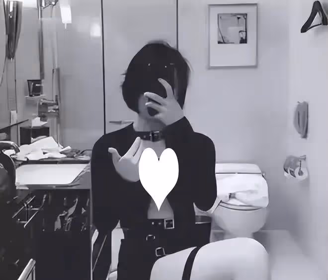 曝董小姐男友公布喜訊:即將結婚創業,不管壓力多大都會在一起