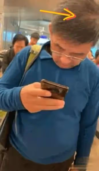 朱迅：19歲兒子近照曝光，長相憨厚模樣大變，身高似乎並不太出眾
