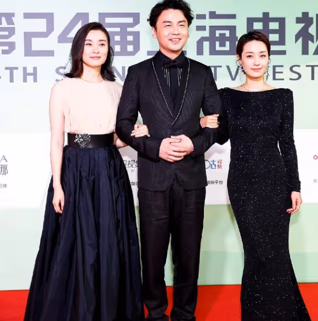 雷佳音吳越獲白玉蘭視帝視後,馬伊琍送祝福,網友:前半生贏麻了