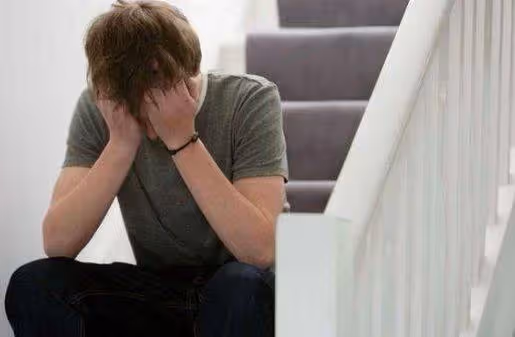 男子娶40歲大姐!第二天妻子賴床不起,男子揭開被單卻「興奮大喊」:撿到寶了!