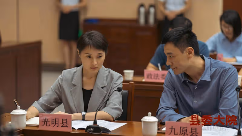 不裝了!白玉蘭獎趙麗穎連獲獎感言都準備了卻輸給吳越,不甘心的表情亮了