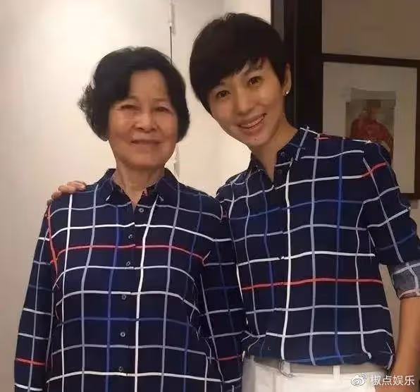 歐陽夏丹疑似已離婚!離開央視轉行做網紅,豪宅曝光廚房就值200W
