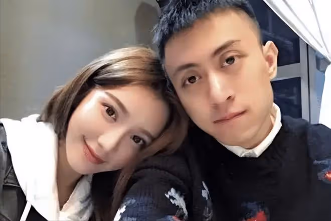 「洗頭妹」韋雪的奇葩人生:憑兒子賺9個億,被思聰直呼高級玩家