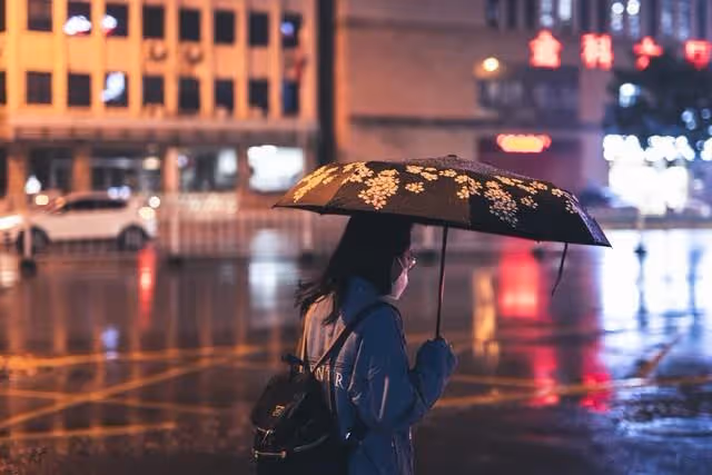 她32歲,工資13000,懷孕後對老公說:你要還是不改,我們離婚吧