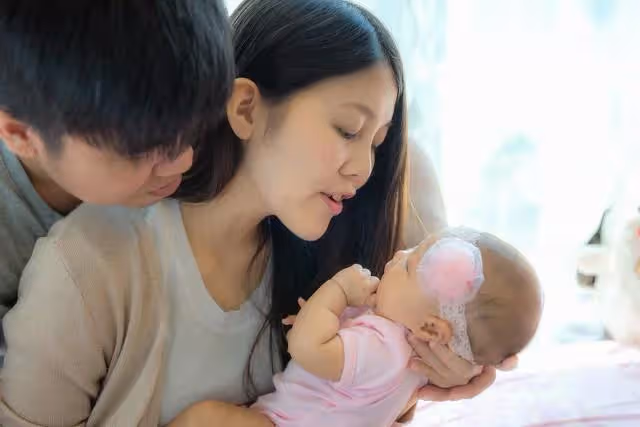 她32歲,工資13000,懷孕後對老公說:你要還是不改,我們離婚吧