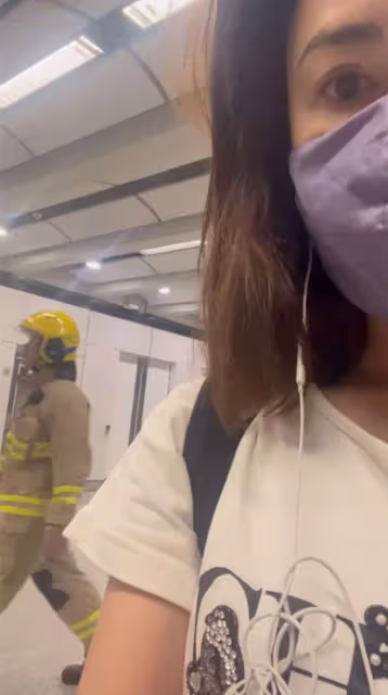 突發!知名女星李施嬅遇飛機事故,同機18人受傷,本人忙報平安