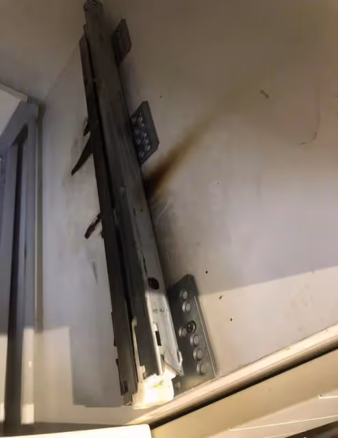 太嚇人!歌手黃安家發生瓦斯爆炸,現場一片狼藉,親人意外被灼傷