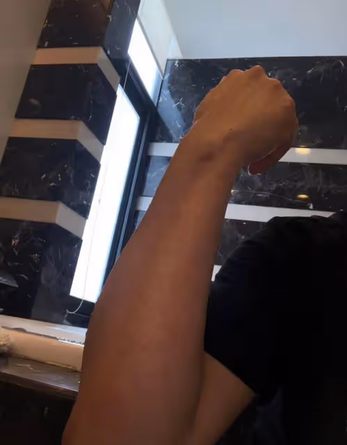太嚇人!歌手黃安家發生瓦斯爆炸,現場一片狼藉,親人意外被灼傷