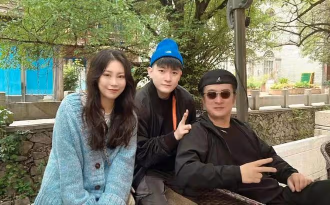 太嚇人！歌手黃安家發生瓦斯爆炸，現場一片狼藉，親人意外被灼傷