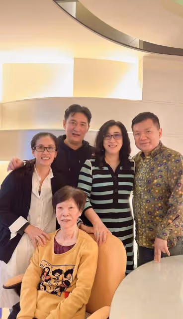 太嚇人！歌手黃安家發生瓦斯爆炸，現場一片狼藉，親人意外被灼傷