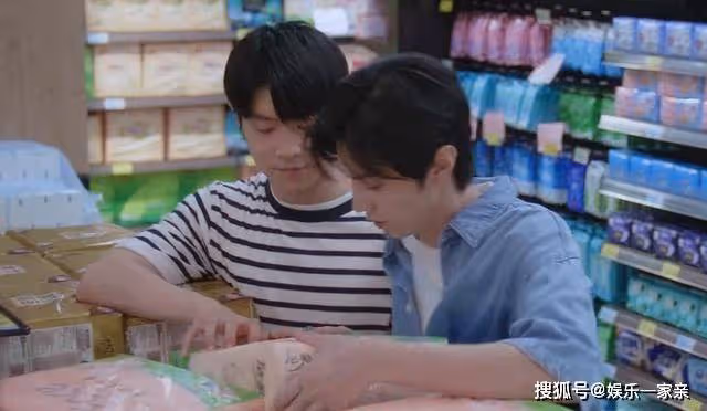 《偷偷藏不住》18歲少女的例假,詐出了哥哥們的純情,桑稚太幸福