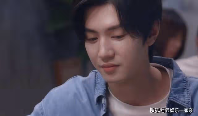 《偷偷藏不住》18歲少女的例假,詐出了哥哥們的純情,桑稚太幸福