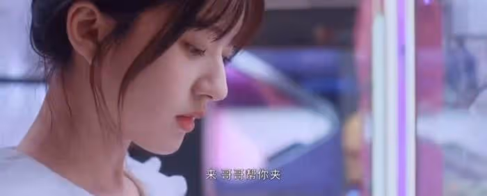 業內編劇怒斥《偷偷藏不住》!吐槽誘導犯罪,千萬不要讓未成年看